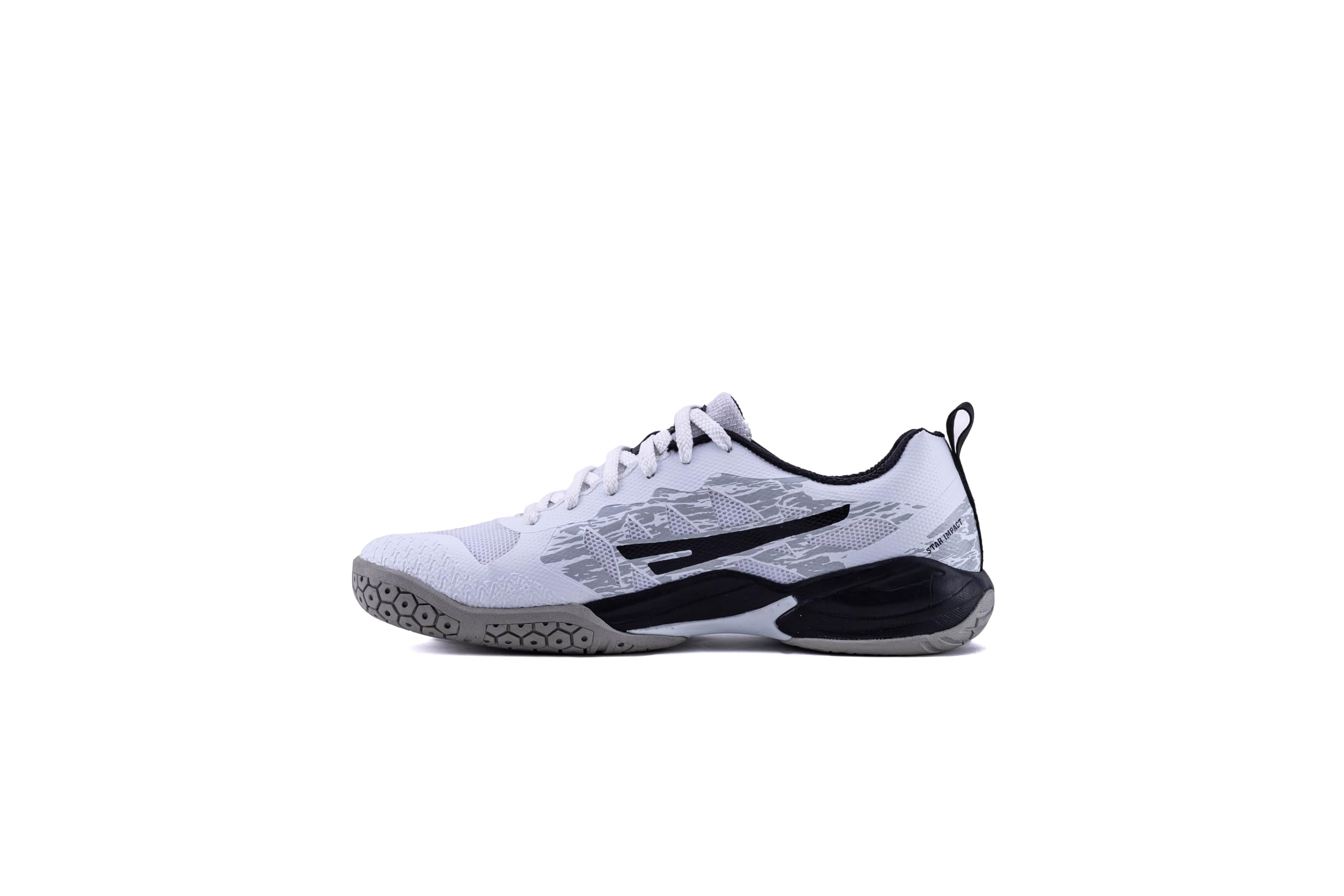 A pair of white QUIVE SEGA RP24 badminton squash court trainers with black accents and a textured sole.