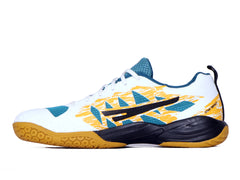 A pair of white QUIVE SEGA RP24 badminton squash court trainers with black accents and a textured sole.
