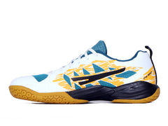 A pair of white QUIVE SEGA RP24 badminton squash court trainers with black accents and a textured sole.