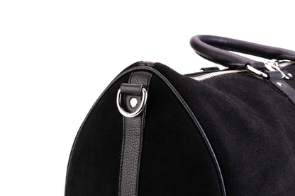 QUIVE London Fitzrovia suede weekender bag, side panel detail