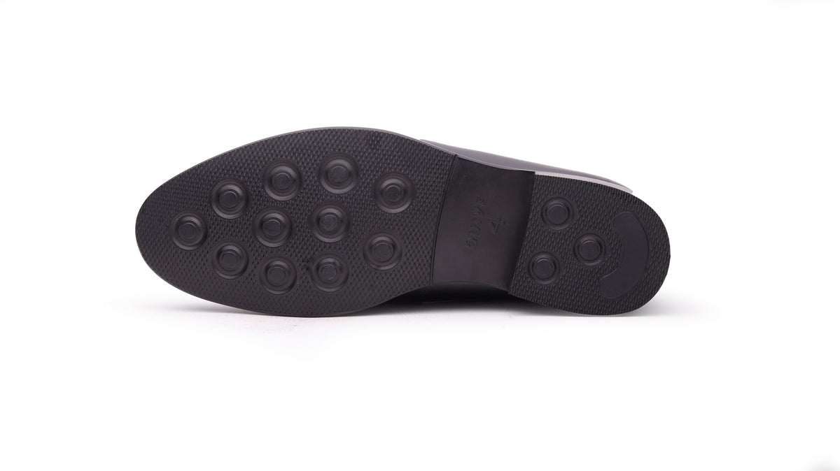 Black QUIVE London Ventor leather penny loafer, rubber outsole