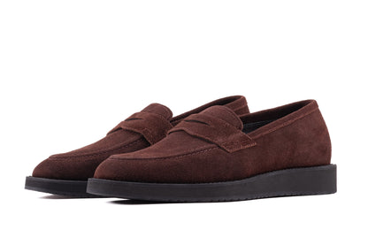 Brown QUIVE London Cambridge suede loafers in a front three-quarter view
