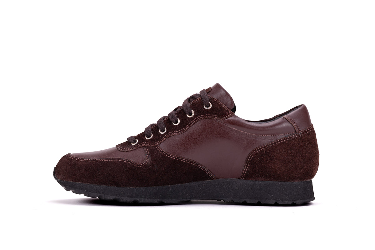 Burgundy QUIVE London Belgravia leather trainer, opposite side profile