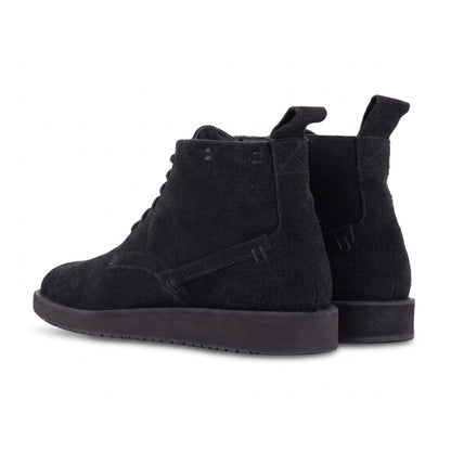 QUIVE London Chester black suede chukka boots