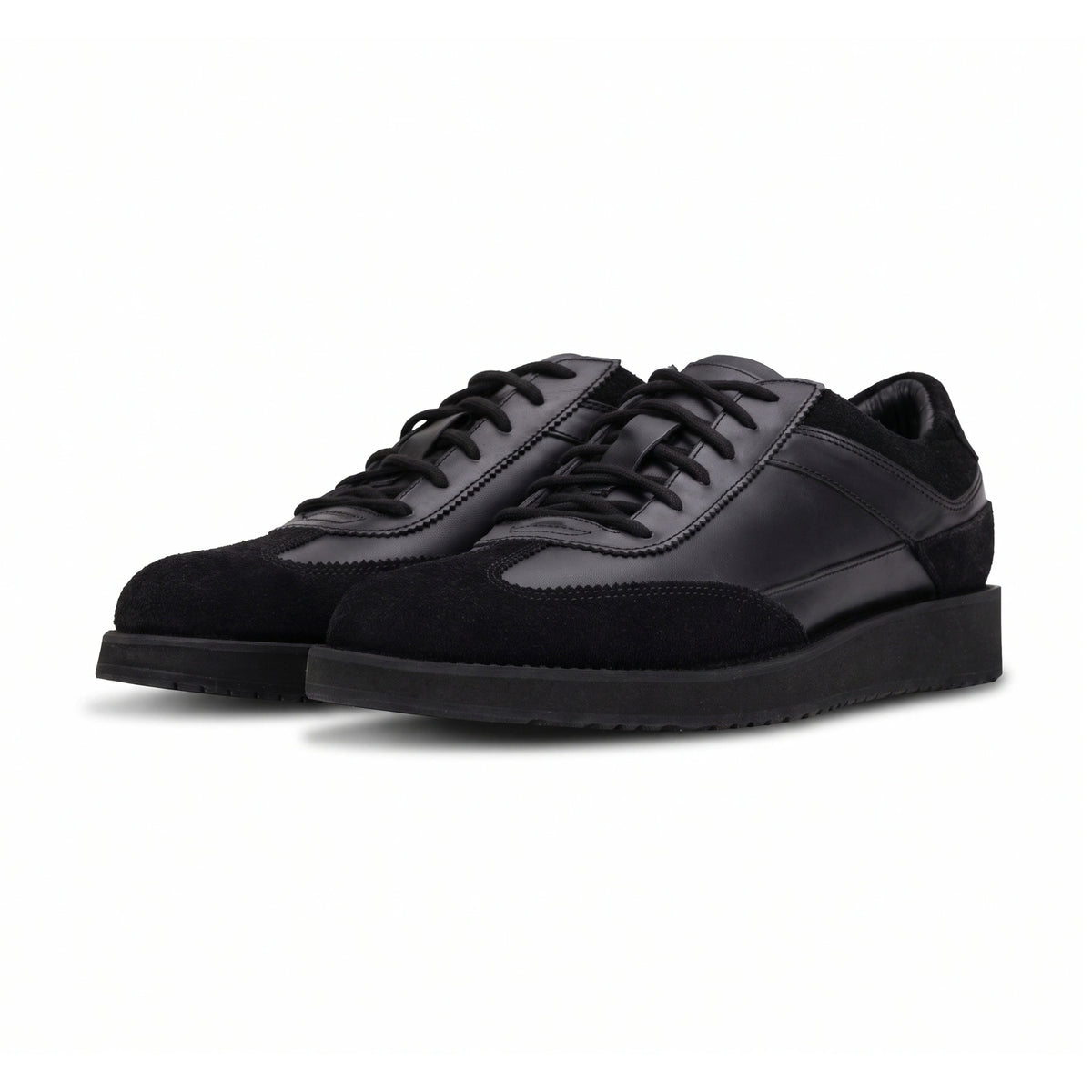 QUIVE London Richmond Leather Trainers in black – product view 2