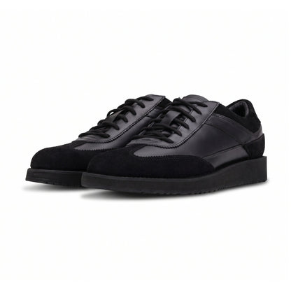 QUIVE London Richmond Leather Trainers in black – product view 2