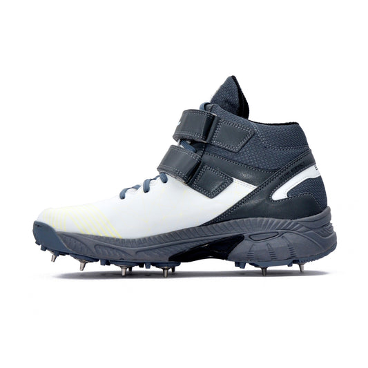 QUIVE SEGA Bold Cricket Shoes – Metal Spikes