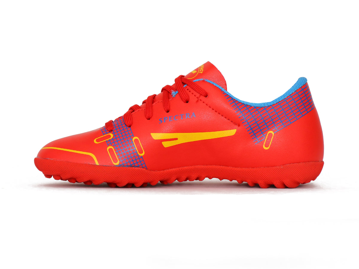 SEGA QUIVE Kids' Spectra football trainers, red indoor-shoe side profile